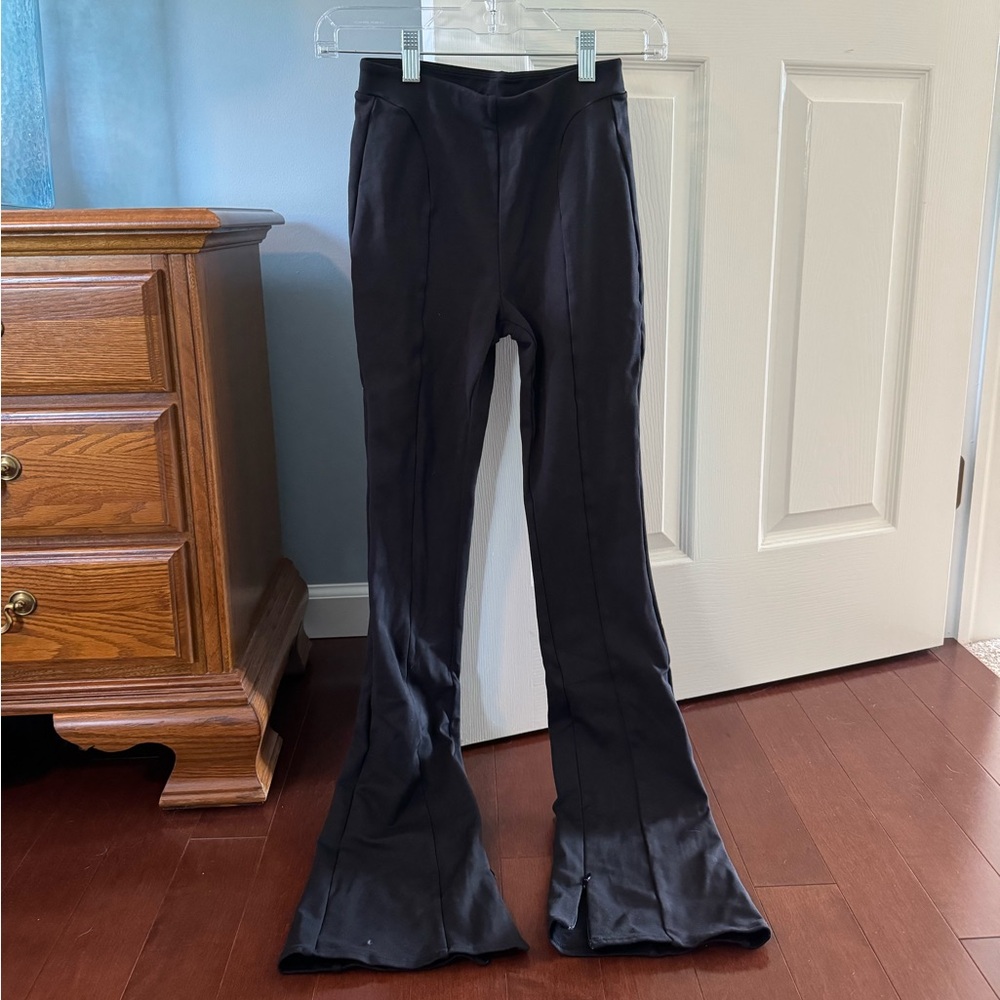 alo flare leggings